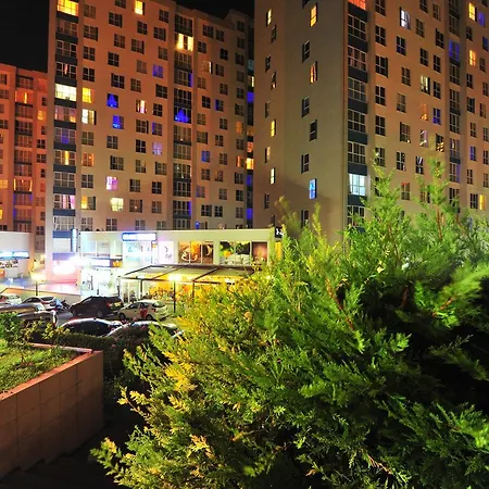 Tonight 10 Numara Апарт-отель *